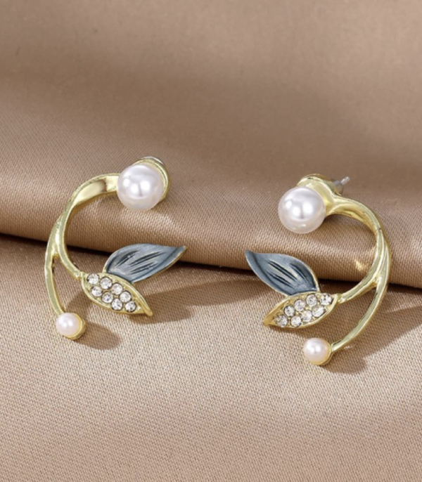 Elegant Pearl & Leaf Earrings – Nature-Inspired Design for Women